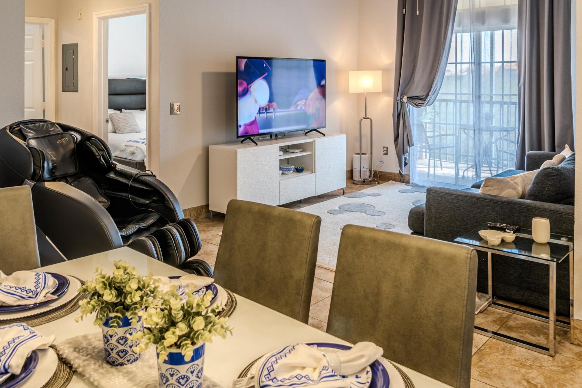 Apartment 3 Bedroom In Tuscana Resort , 15" From Disney 키시미 외부 사진